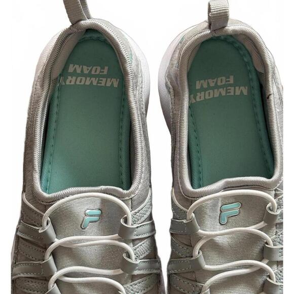 Fila Memory Foam Slip On Sneakers Gray Women’s Size 7.5 Lightweight - Picture 3 of 5
